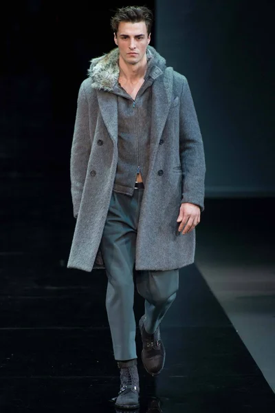 Look 40